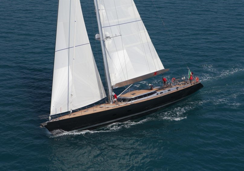 Парусные яхты Perini Navi