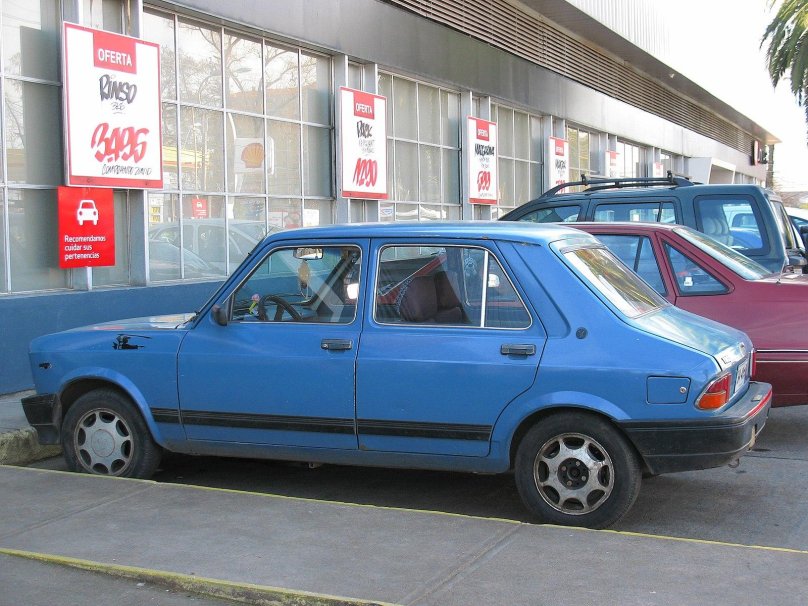 Zastava 101/ Yugo Skala салон