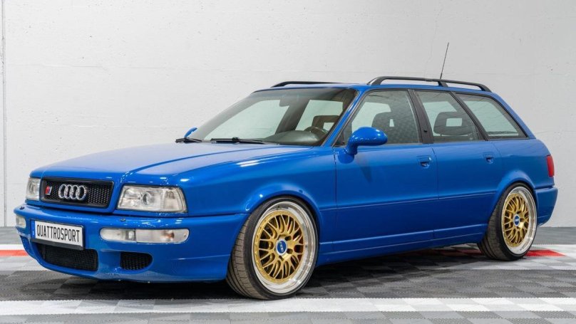 4314501 Audi s2 avant SW 1994 Red