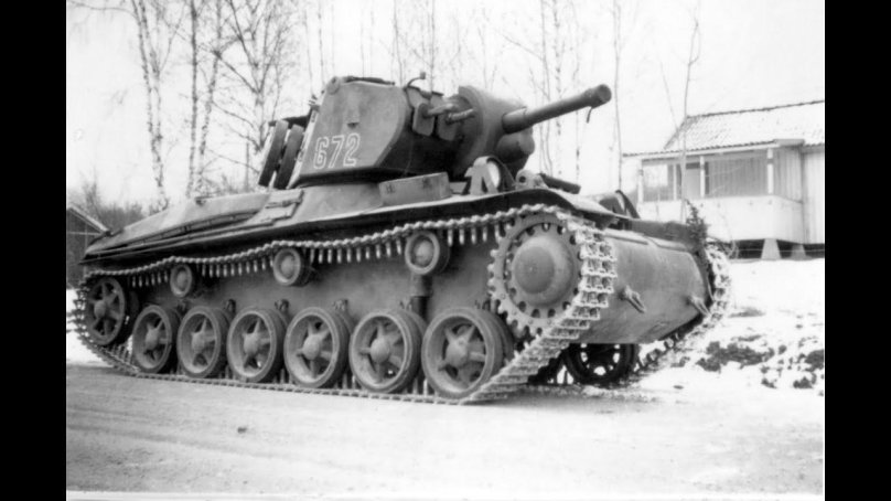 Strv m/42