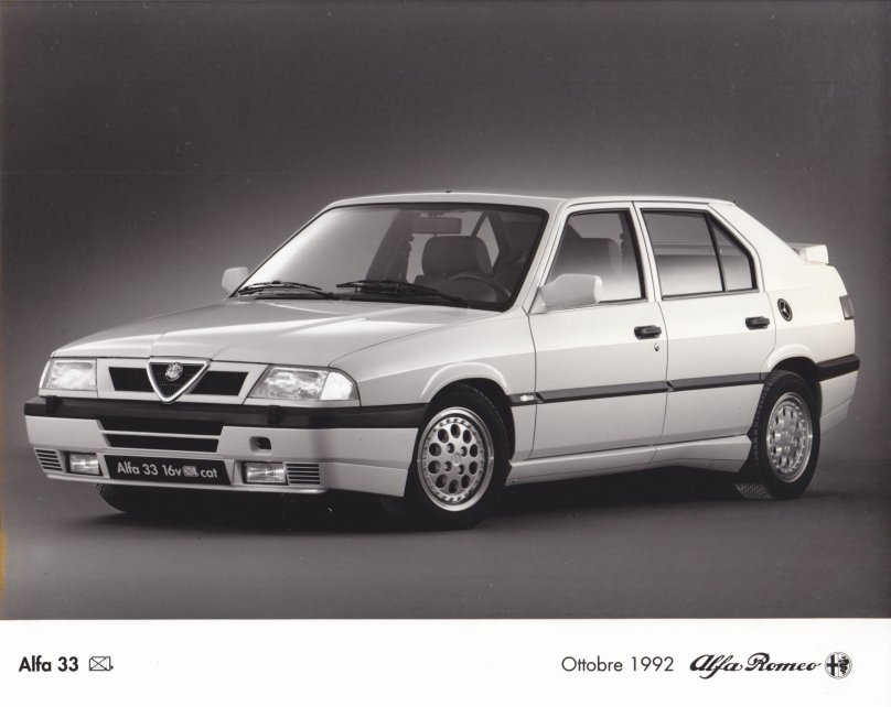 Alfa Romeo 33 1990