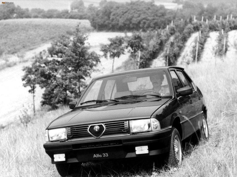 Alfa Romeo 33 905