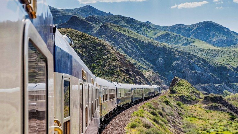 Поезд золотой Орел