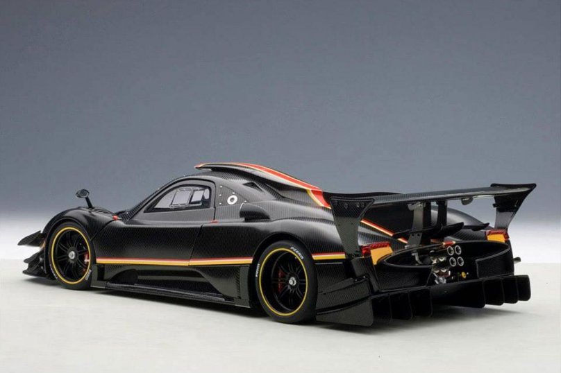 Пагани революшен