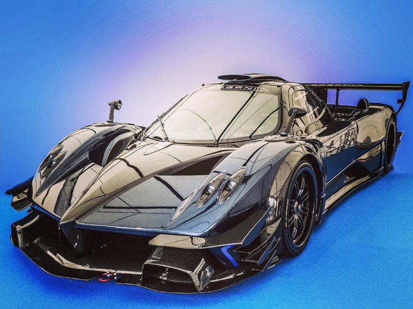 Машина БХ Пагани зонда