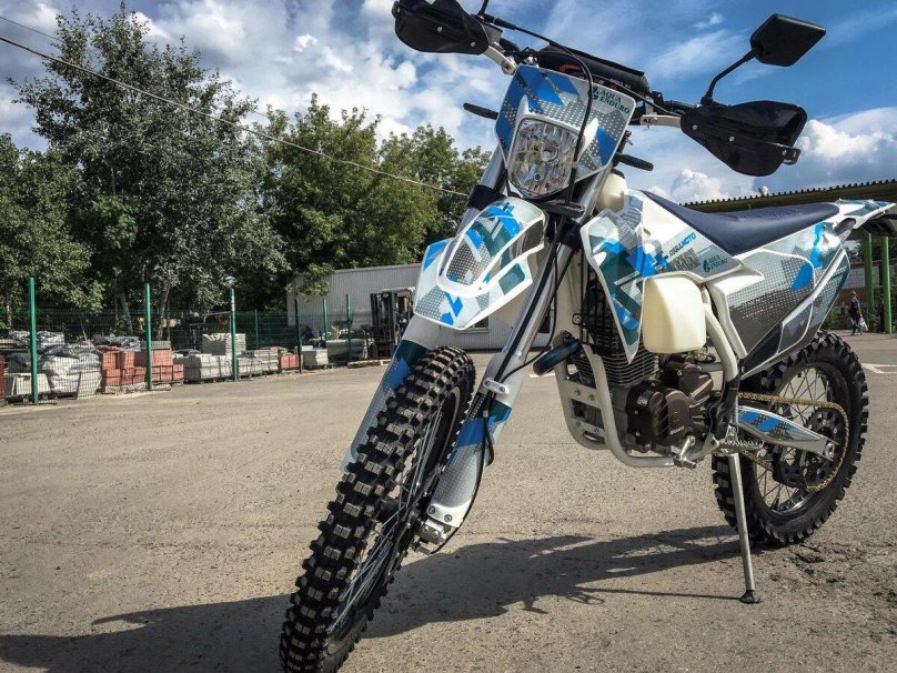 Регулмото Аква эндуро 250