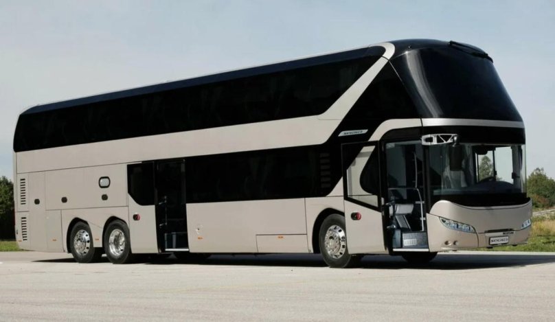 Автобус Neoplan Skyliner
