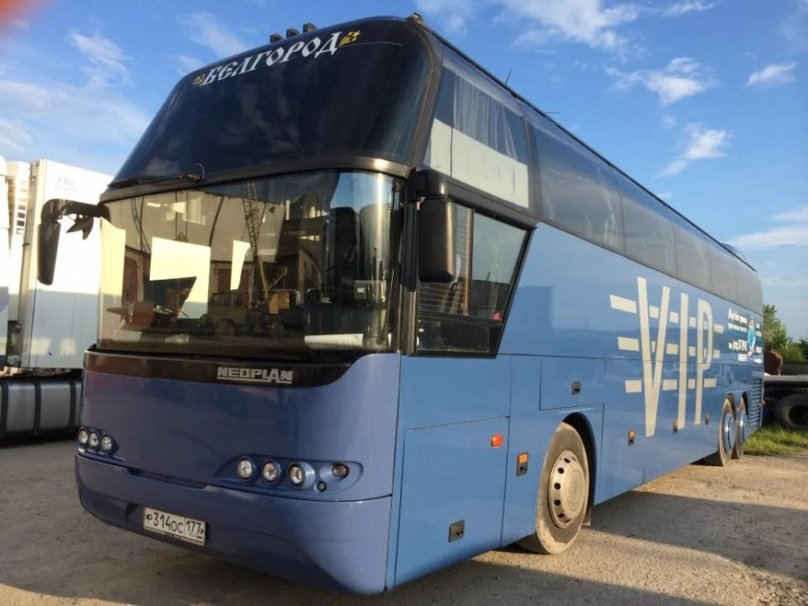 Автобус Neoplan 51