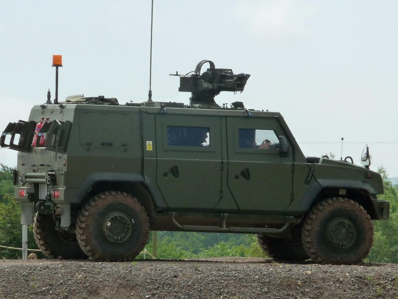 Бронемашина пантера