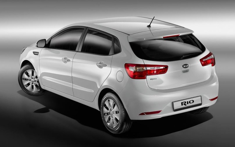 Kia Rio хэтчбек 2015