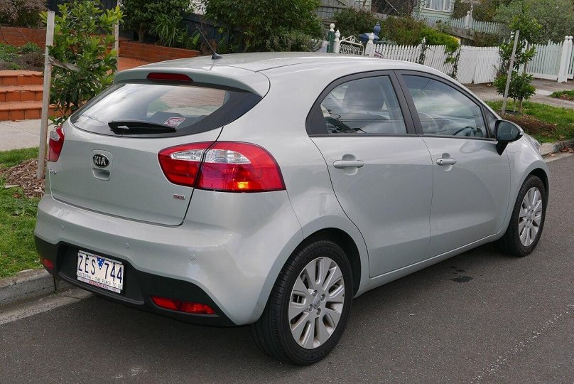 Kia Rio 2012 хэтчбек