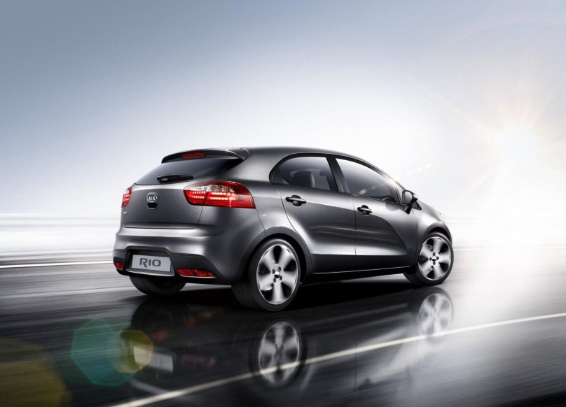 Kia Rio хэтчбек 2015