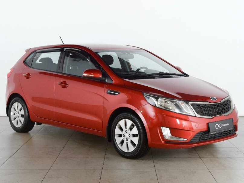 Киа Рио хэтчбек 2012