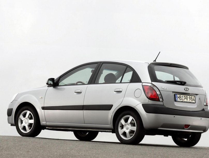 Kia Rio 2005 хэтчбек