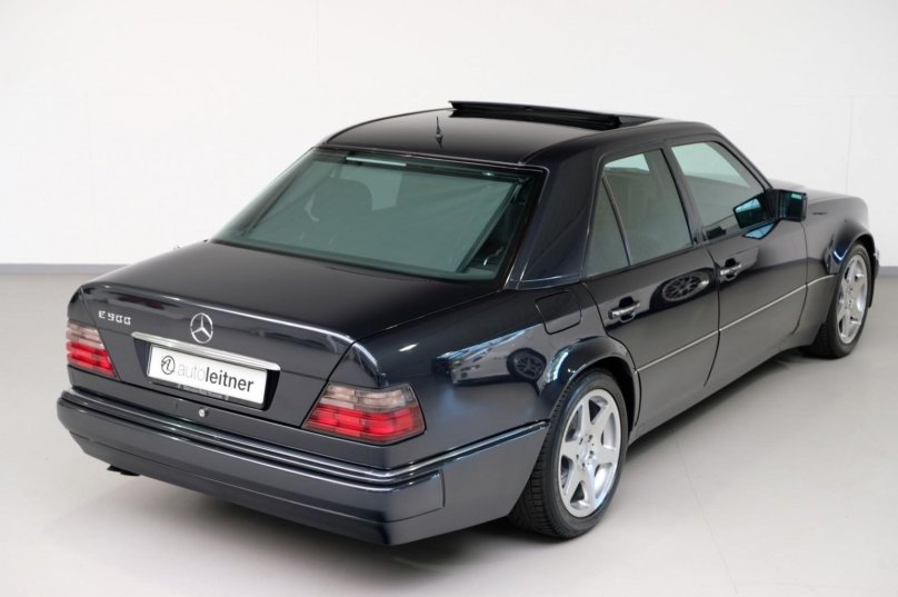 Mercedes Benz w124 e500