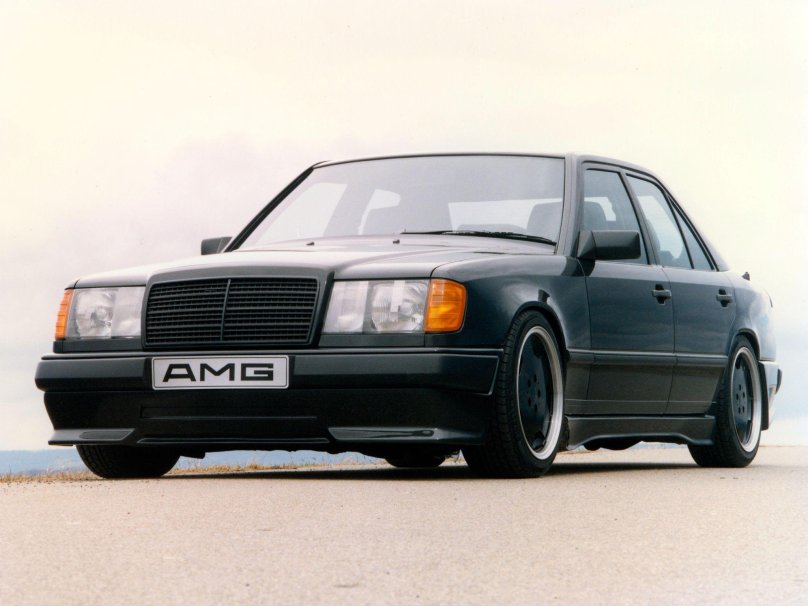 Мерседес w124 AMG