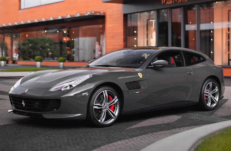 Ferrari gtc4lusso 2021