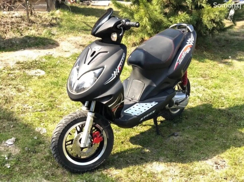 Скутер stels Tactic 50