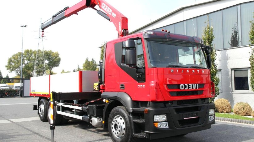 Ивеко Еврокарго манипулятор