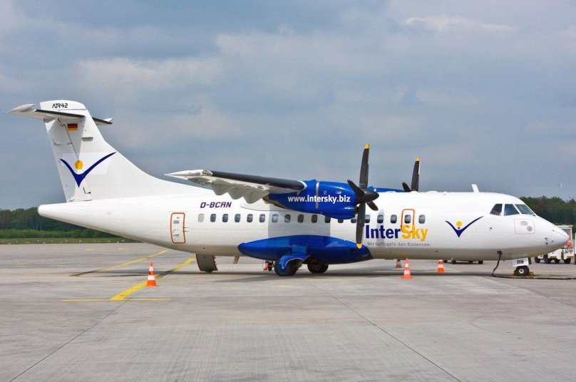 ATR 42 самолет