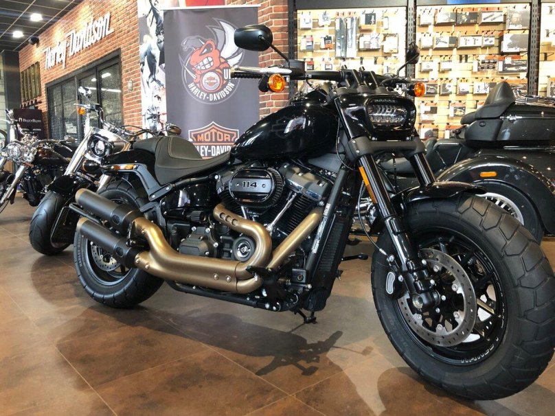 Харлей Дэвидсон fat Bob 2021
