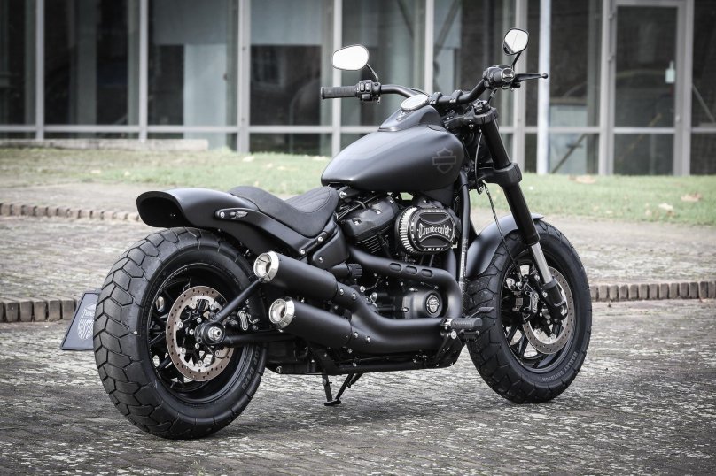Harley Davidson fat Bob 2021