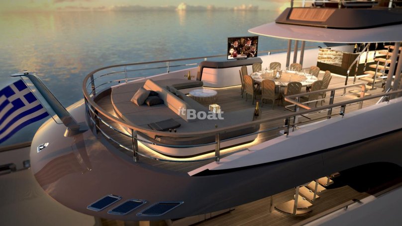 Яхта Admiral x Force 145