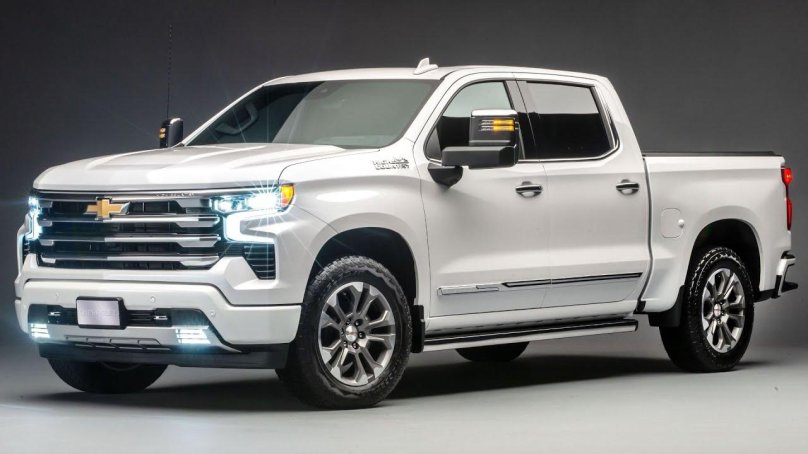 Шевроле Сильверадо 2023