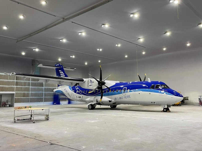 ATR-42 турбовинтовой самолет