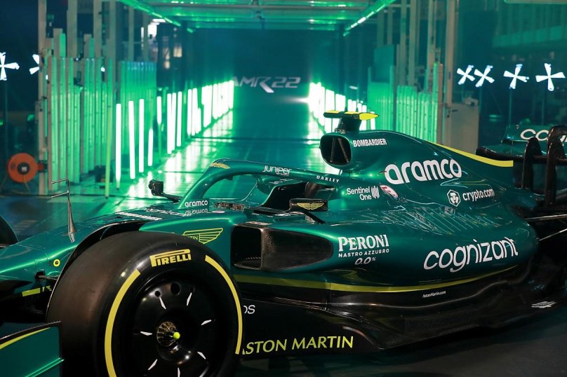Aston Martin f1 2022 car