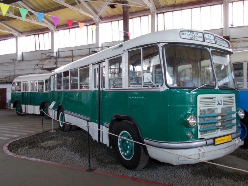 Автобус ЗИС 158
