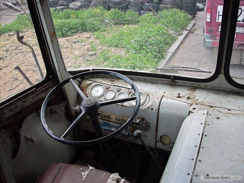 ЗИЛ 158 салон