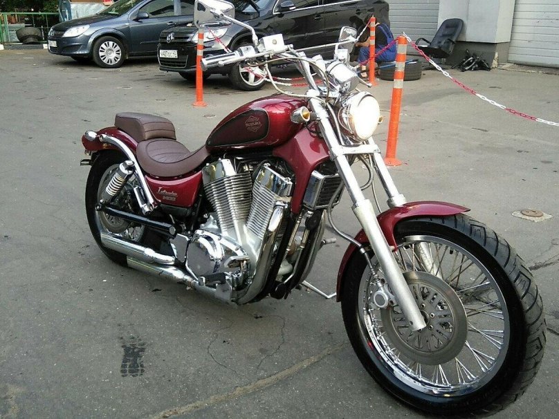 Suzuki vs 1400 Intruder