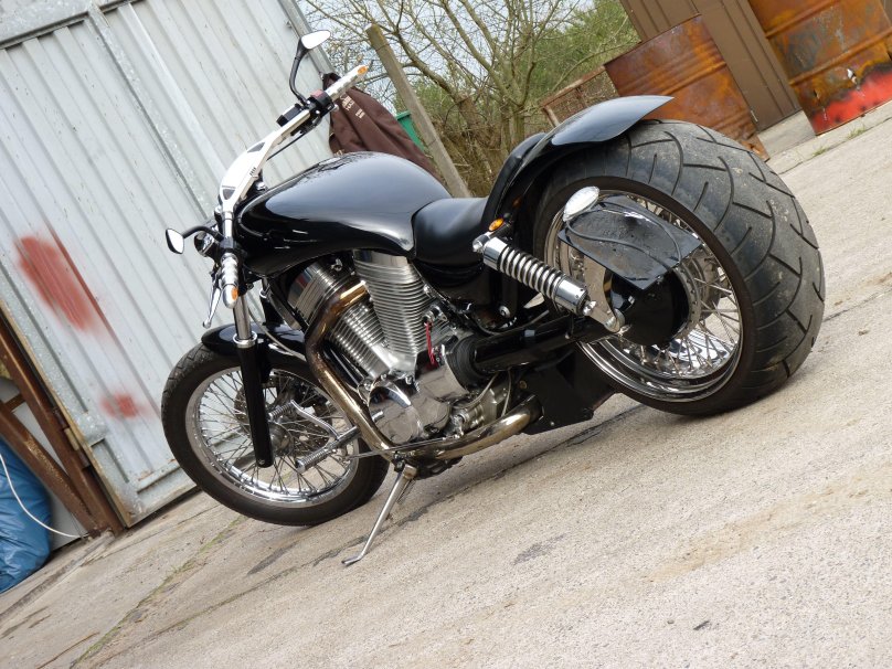 Suzuki Intruder 1400 чоппер