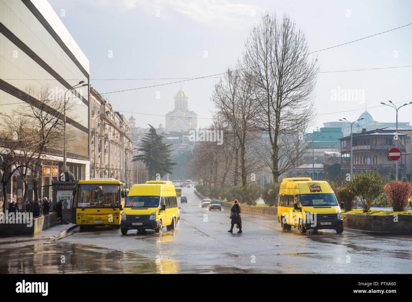 Улица. Бараташвили. В. Тбилиси