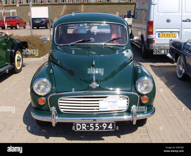 Morris Minor 2 traweler