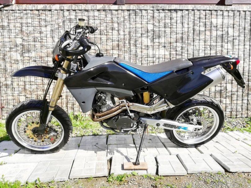 Husqvarna 570 мотард