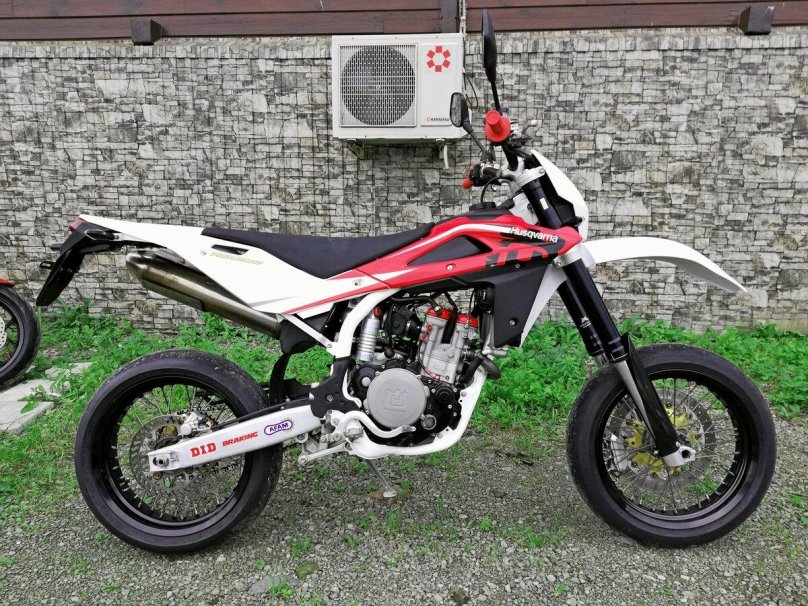 Хускварна 250 мотард