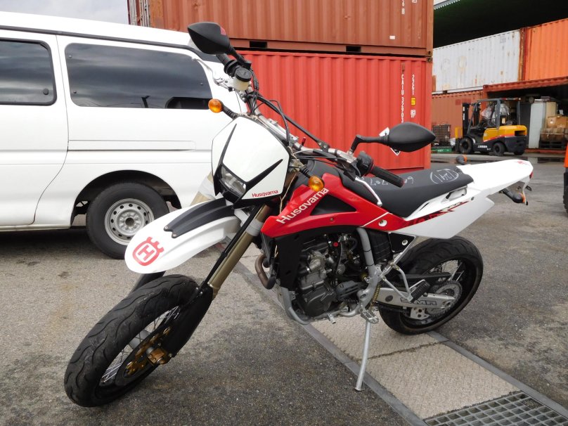 Husqvarna SM 400