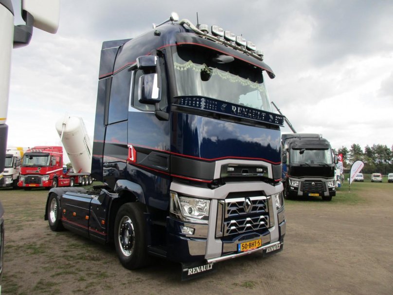 Renault t range 520