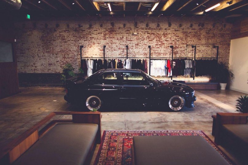 БМВ е30 гараж