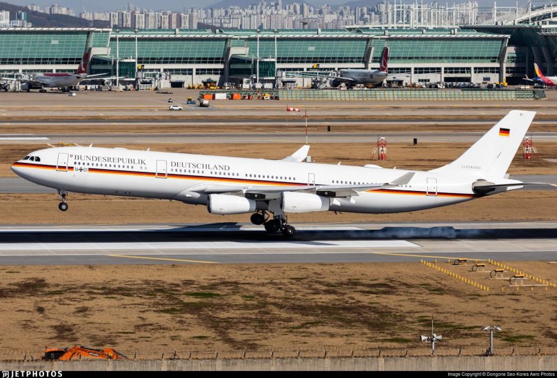 Боинг 747 1/300