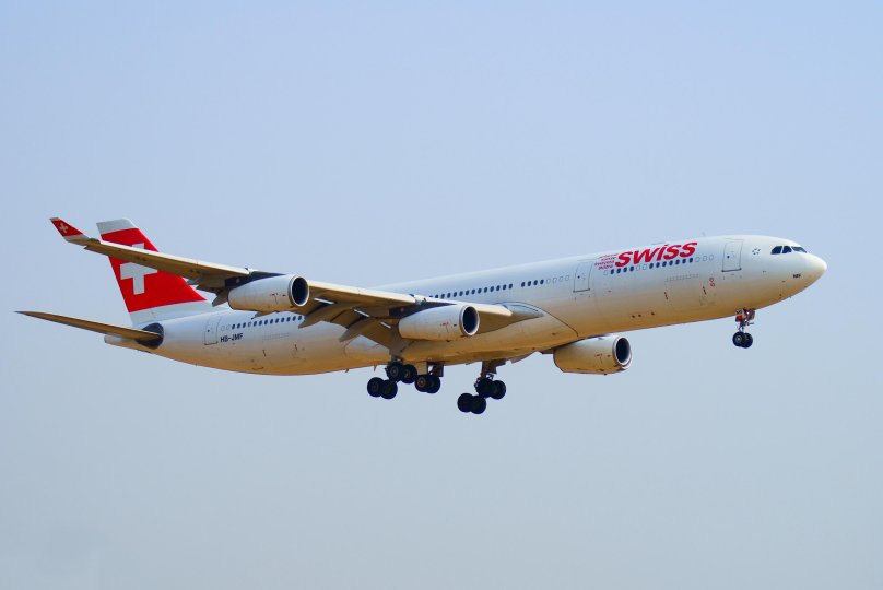 Аэробус 340-300