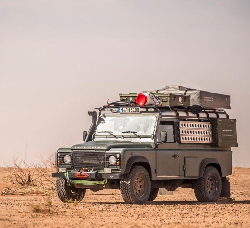 Overland Expedition Defender 130