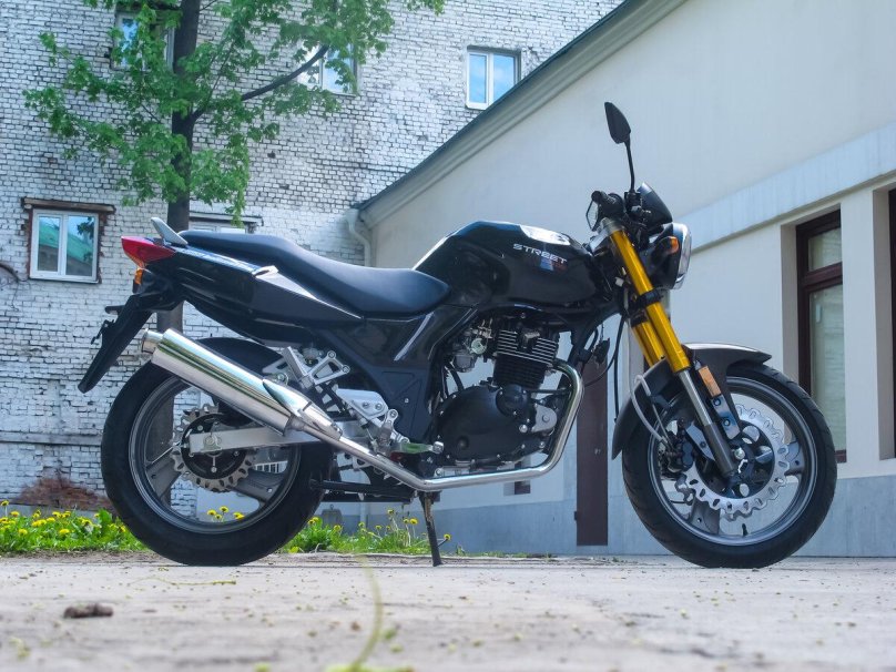 Baltmotors Street 200