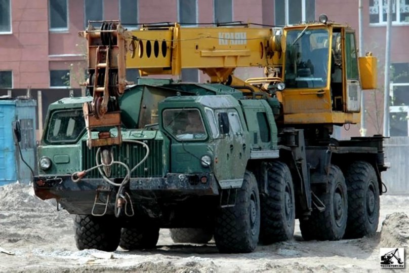 МАЗ 543 автокран