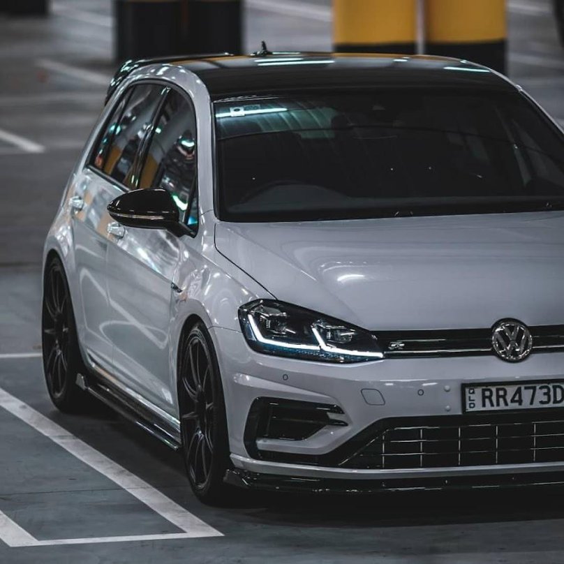 VW Golf 7 r