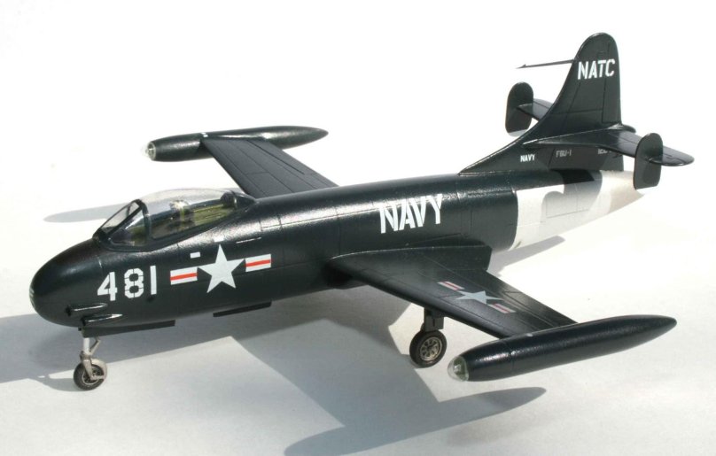 Chance Vought f6u Pirate