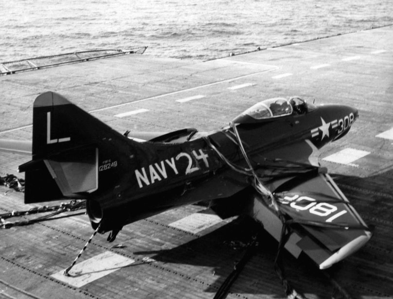 Grumman f9f-6 cougar
