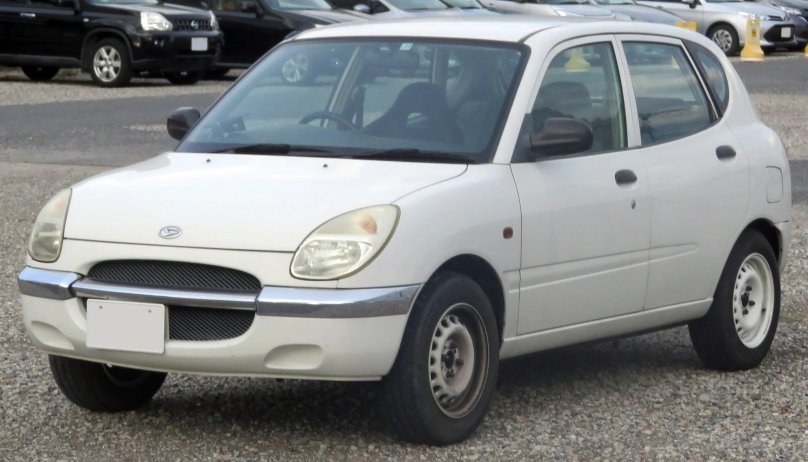 Дайхатсу storia 1998